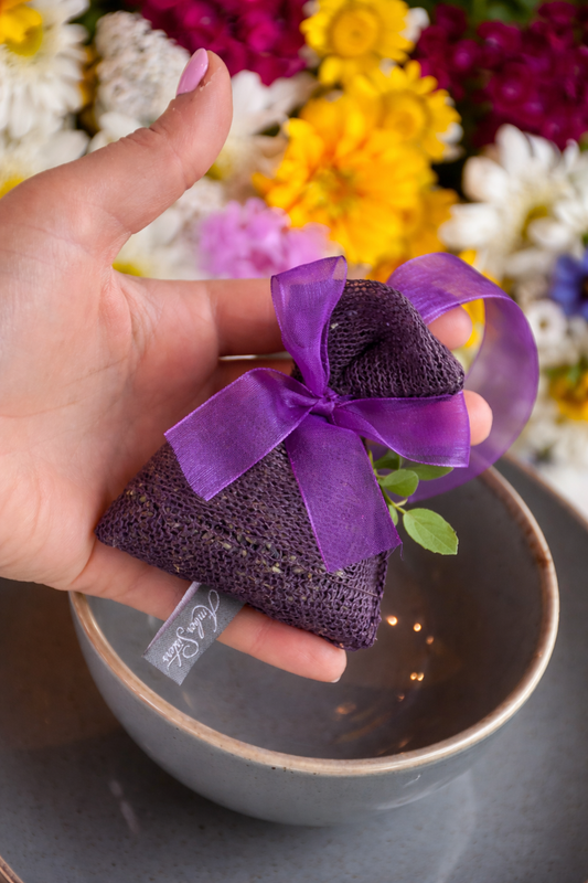 Knitted Linen Lavender Sachet – Natural Handmade Linen Sachet by Amber Sisters