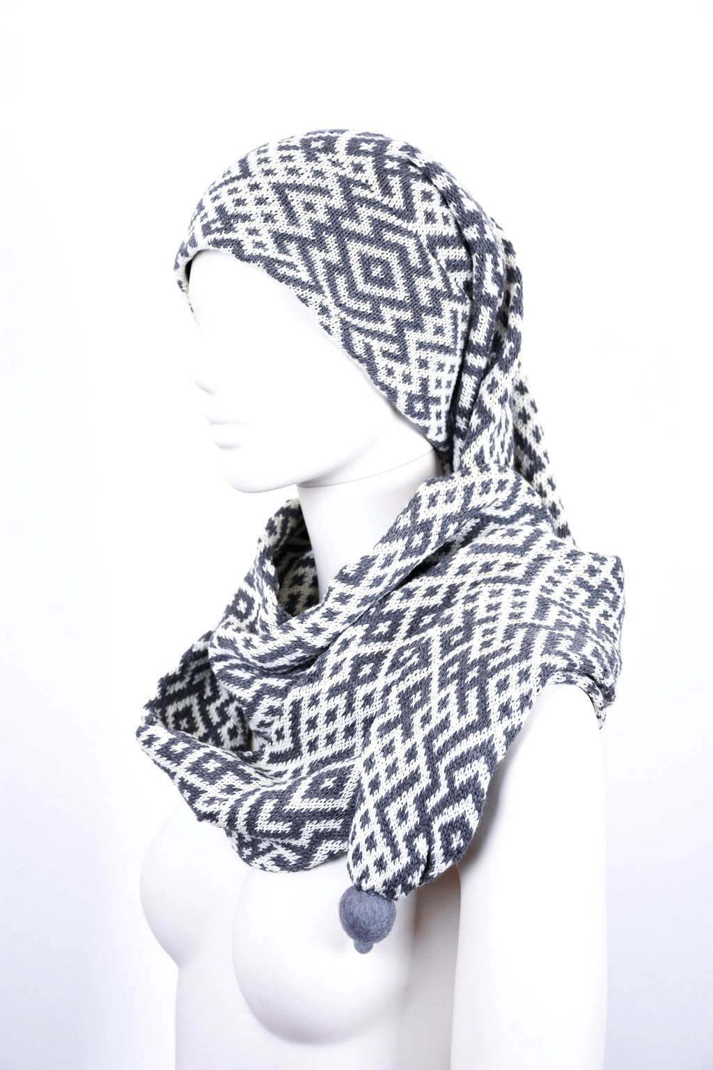 Lielvārde Motif Merino Hat Scarf – 2-in-1 Knit Hat & Scarf with Handmade Pom, Soft Cotton Forehead Lining