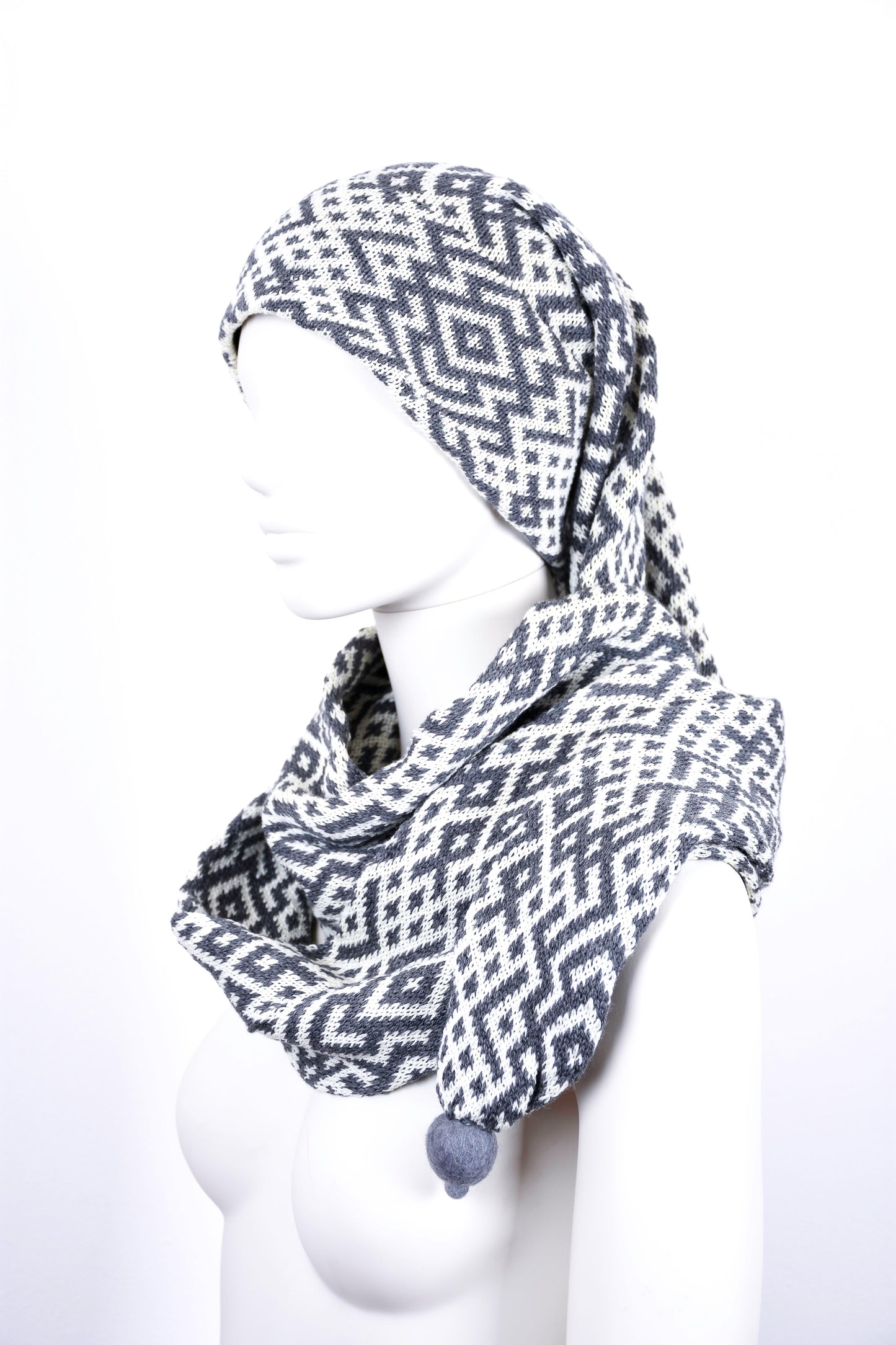 Lielvārde Motif Merino Hat Scarf – 2-in-1 Knit Hat & Scarf with Handmade Pom, Soft Cotton Forehead Lining